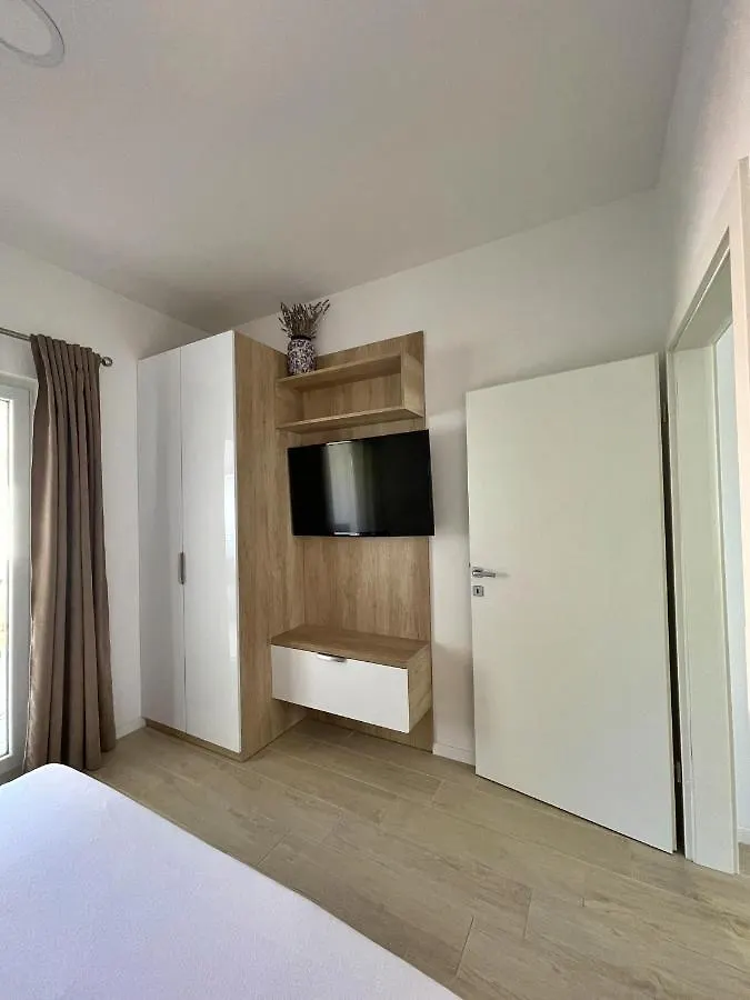Apartments Ursula Trogir Croatia