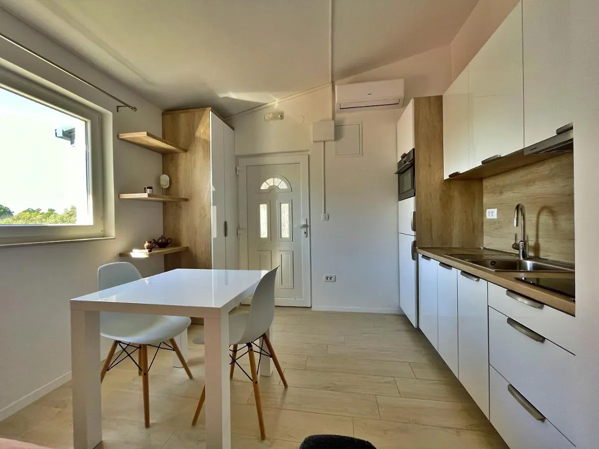 Apartments Ursula Trogir Croatia