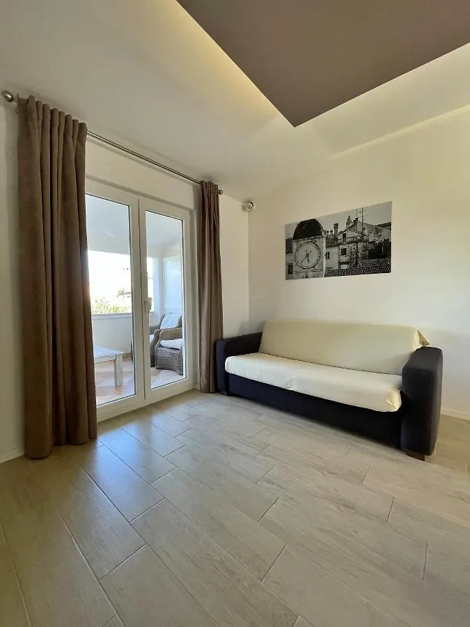 Apartments Ursula Trogir